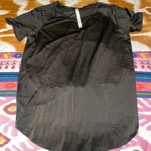 Lululemon Tshirt